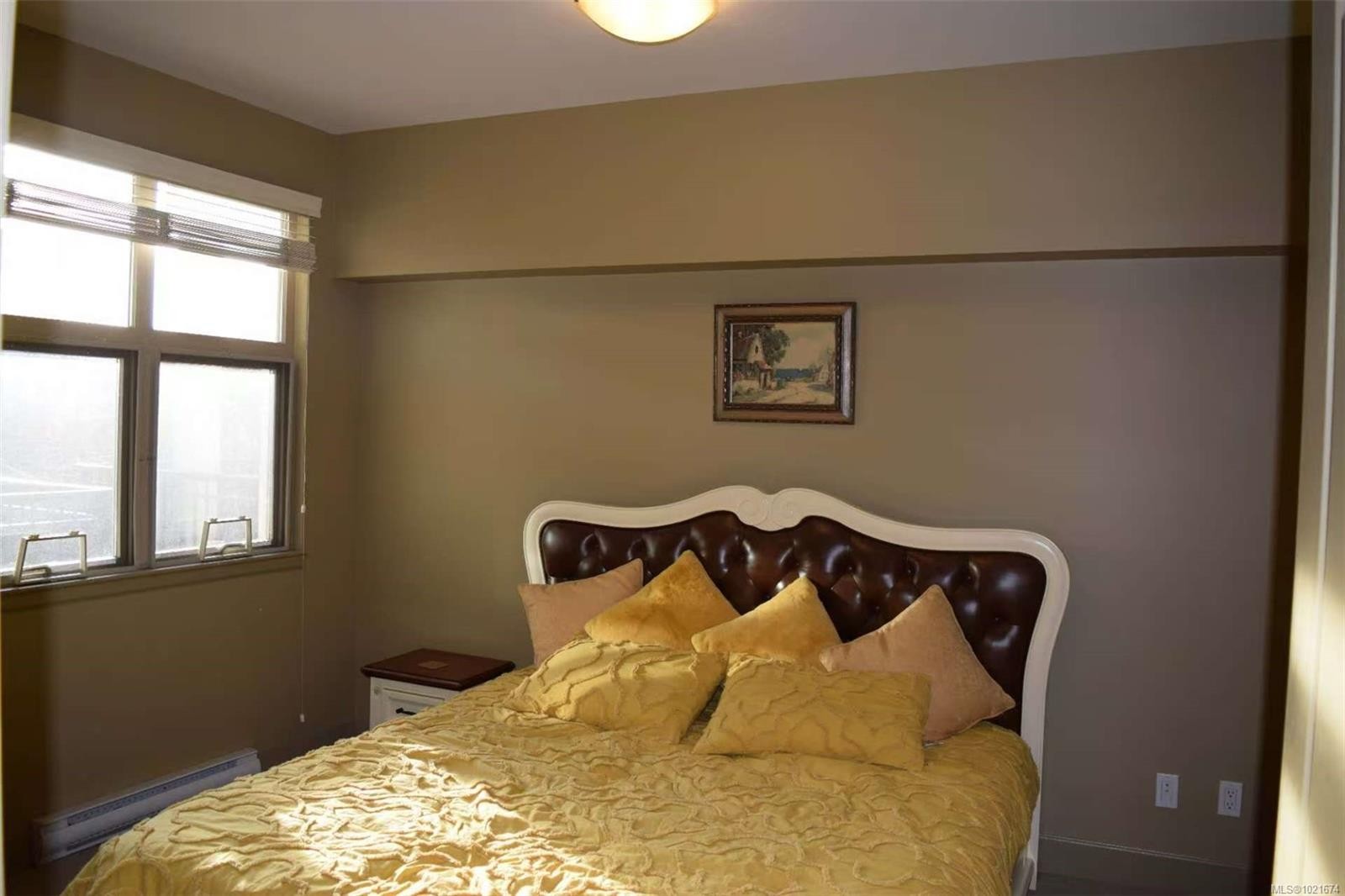 309-1620 Mckenzie Ave, Saanich, BC - Indoor Photo Showing Bedroom