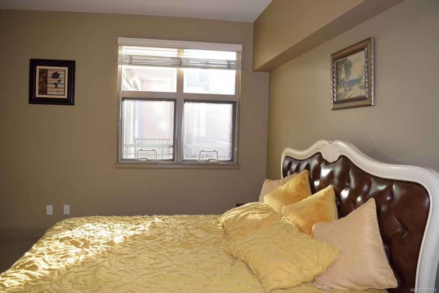 309-1620 Mckenzie Ave, Saanich, BC - Indoor Photo Showing Bedroom