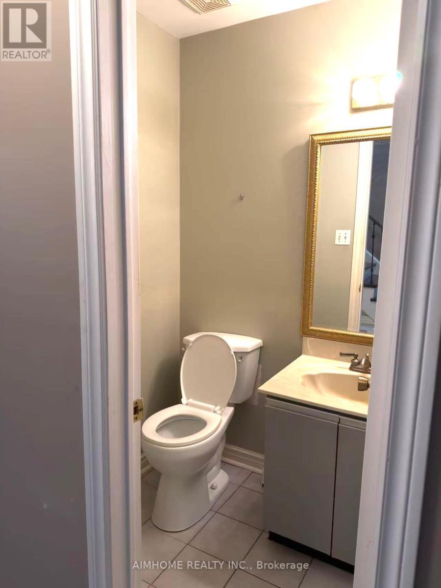 52 Brooklyn Crescent, Markham, ON - Indoor Photo Showing Bathroom