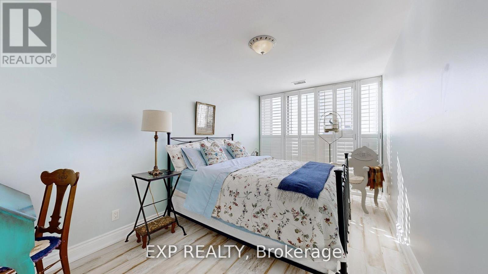 Ph6 - 29 Northern Heights Drive, Richmond Hill, ON - Indoor Photo Showing Bedroom