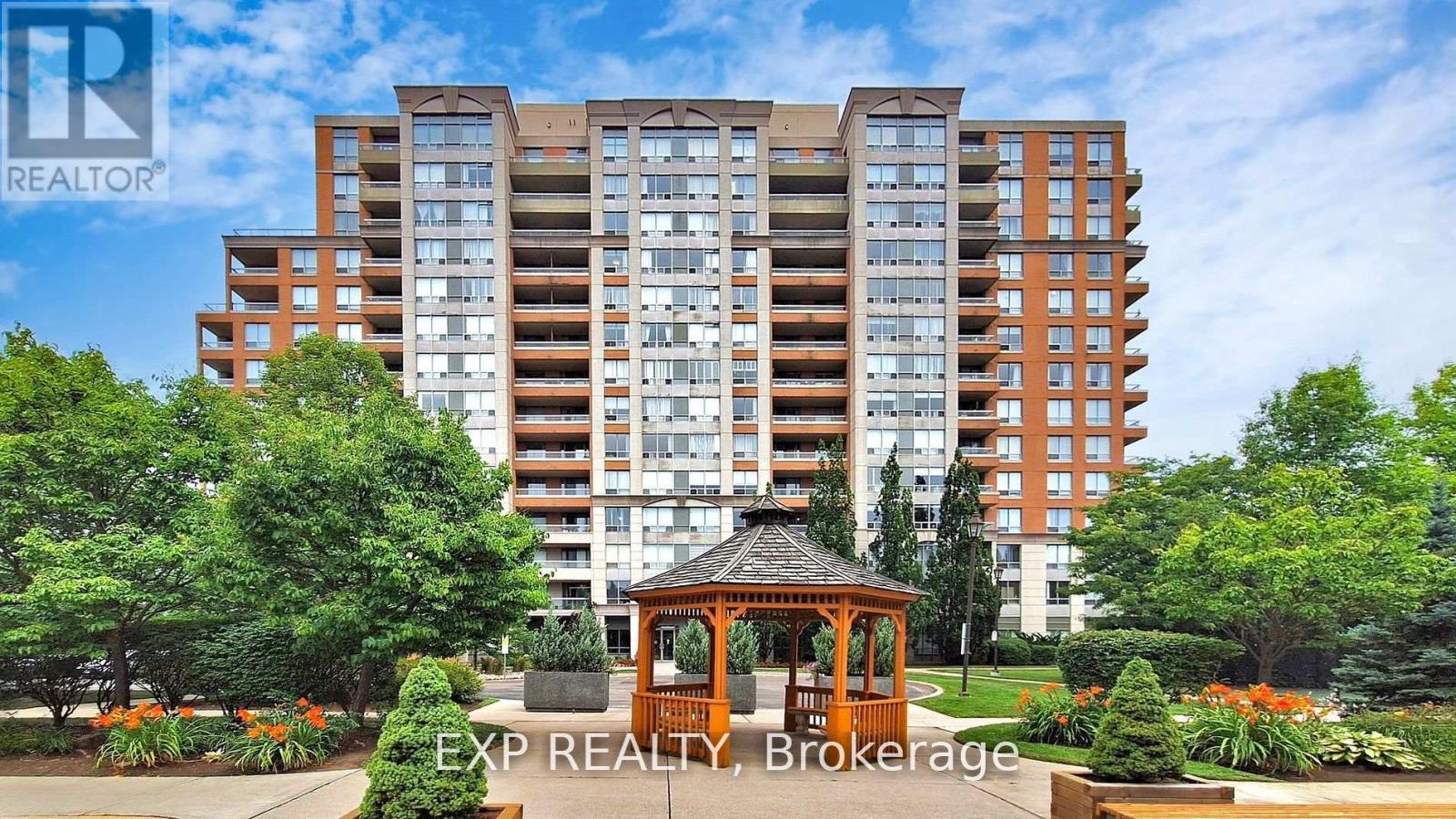 Ph6 - 29 Northern Heights Drive, Richmond Hill, ON - Outdoor With Facade