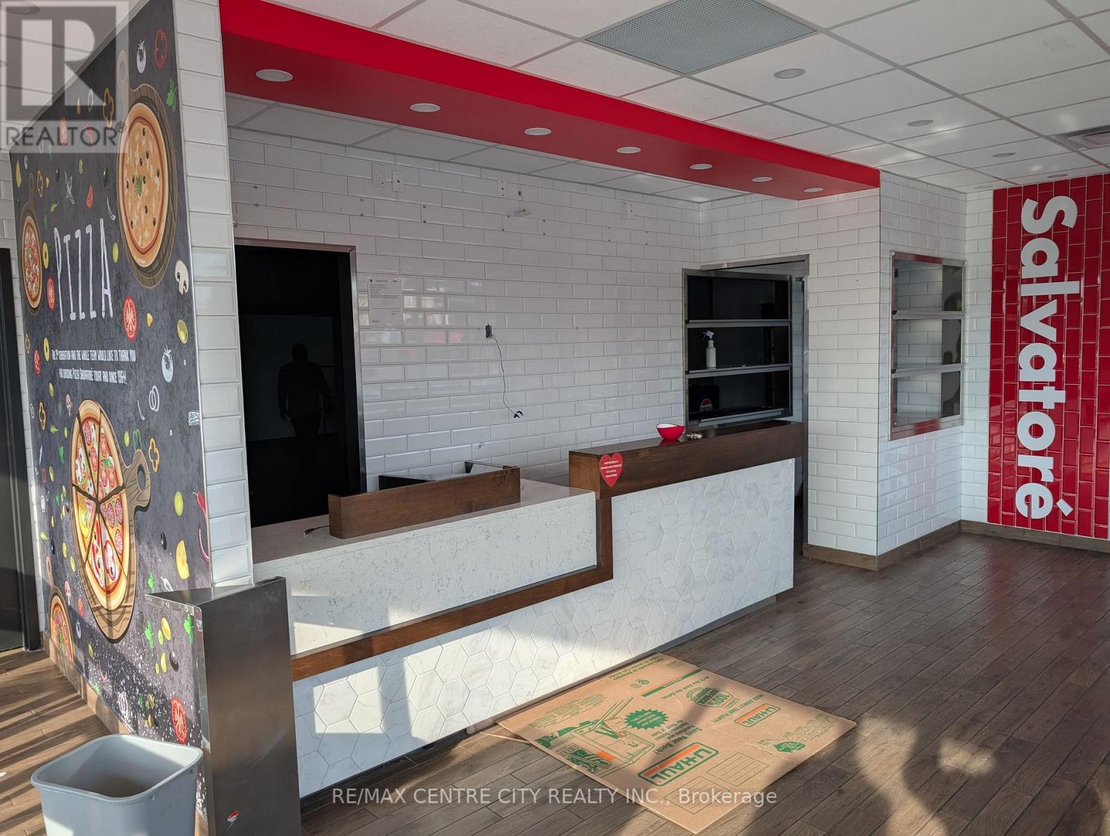 1544 Dundas Street, London East (East H), ON