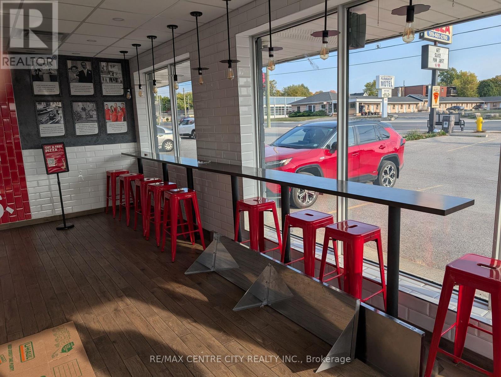 1544 Dundas Street, London East (East H), ON