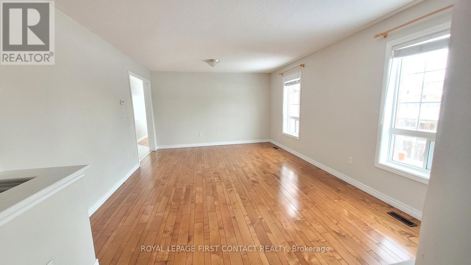 Upper - 58 Lake Crescent, Barrie, ON - Indoor Photo Showing Other Room