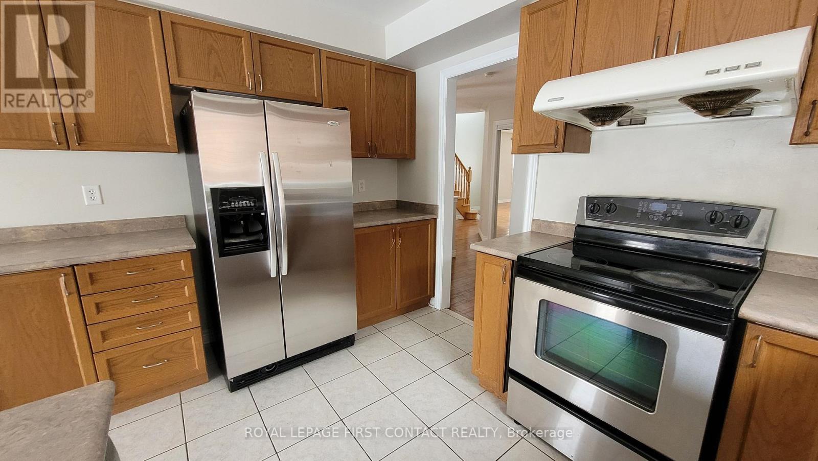 Upper - 58 Lake Crescent, Barrie, ON - Indoor Photo Showing Kitchen