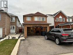 11 TRAMMELL LANE Brampton, ON L6Y 4J2
