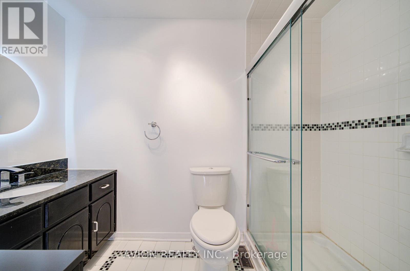 31 Charnwood Place, Markham, ON - Indoor Photo Showing Bathroom