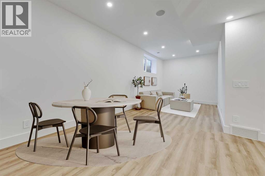 2322 54 Avenue Sw, Calgary, AB - Indoor Photo Showing Other Room