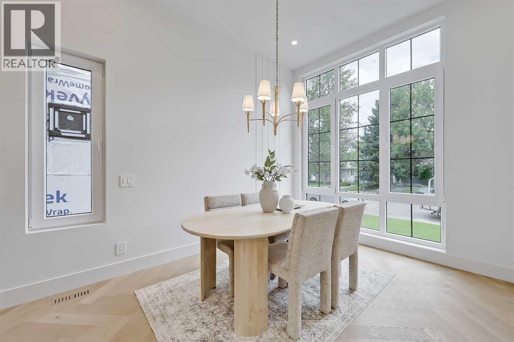 2322 54 Avenue Sw, Calgary, AB - Indoor Photo Showing Dining Room