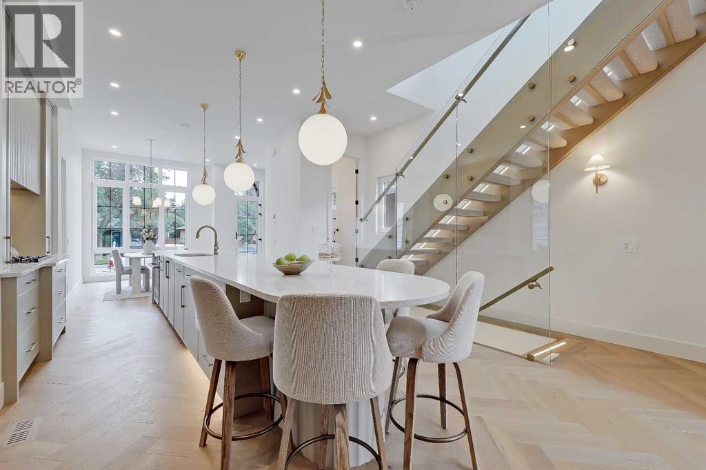 2322 54 Avenue Sw, Calgary, AB - Indoor Photo Showing Dining Room