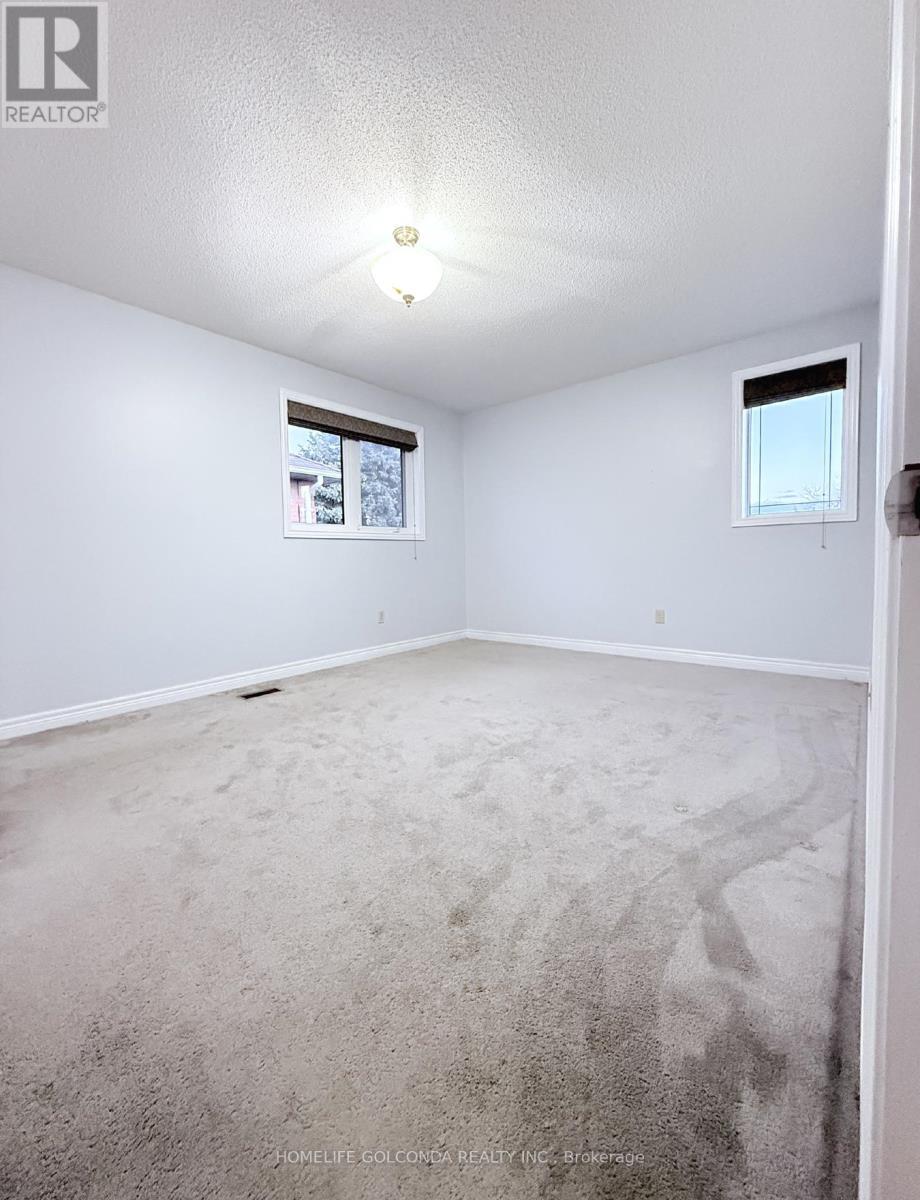 17 Goodwood Drive, Whitby, ON - Indoor Photo Showing Other Room