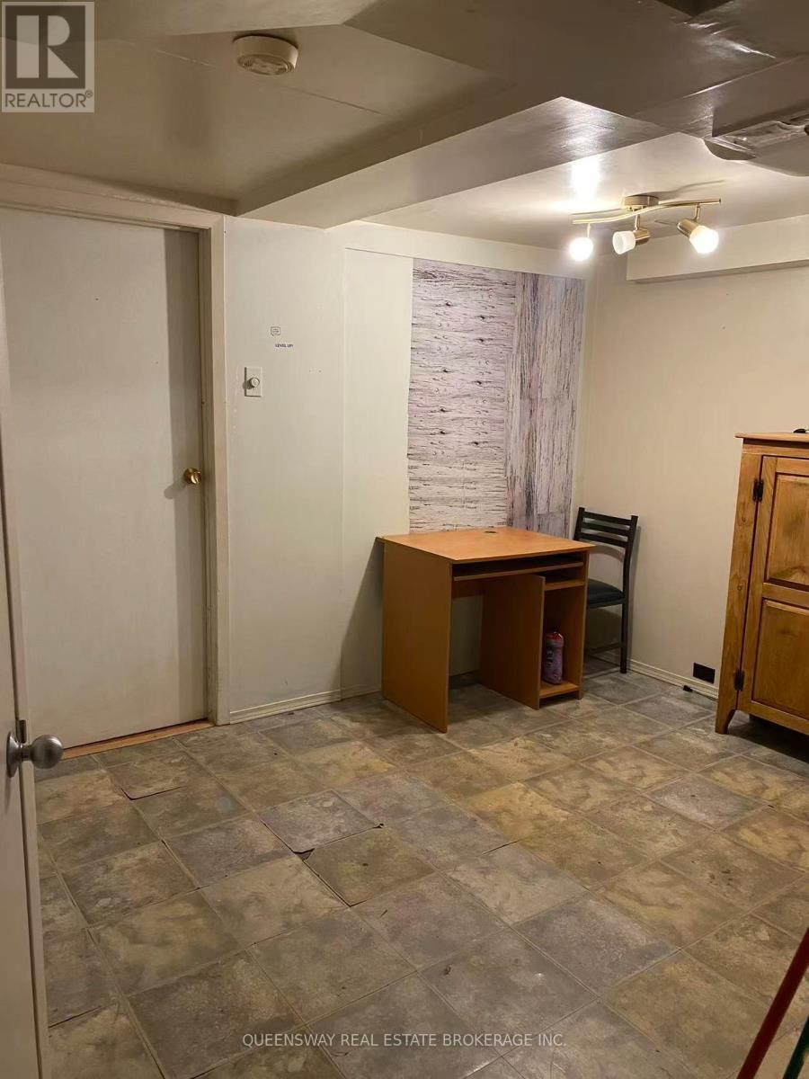 Bsmt - 836 Sammon Avenue, Toronto, ON