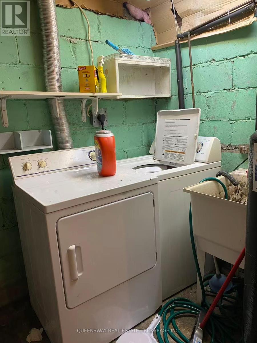 Bsmt - 836 Sammon Avenue, Toronto, ON