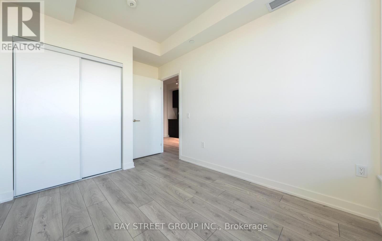 1811 - 110 Broadway Avenue, Toronto, ON - Indoor Photo Showing Other Room