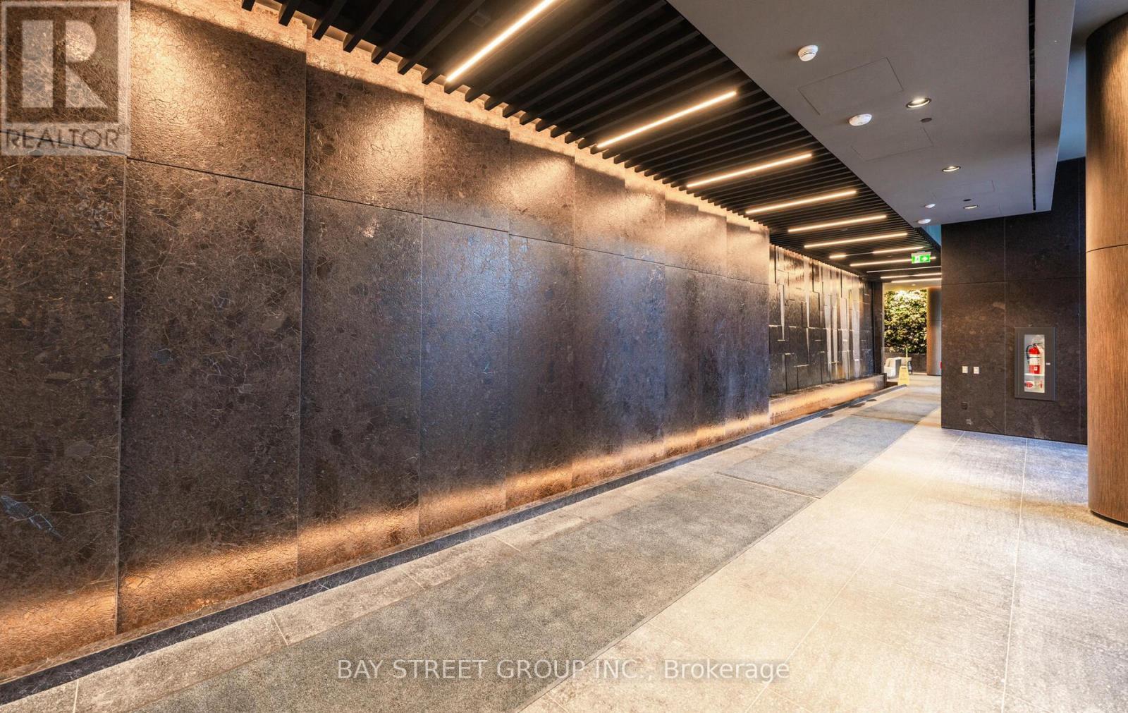 1811 - 110 Broadway Avenue, Toronto, ON - Indoor