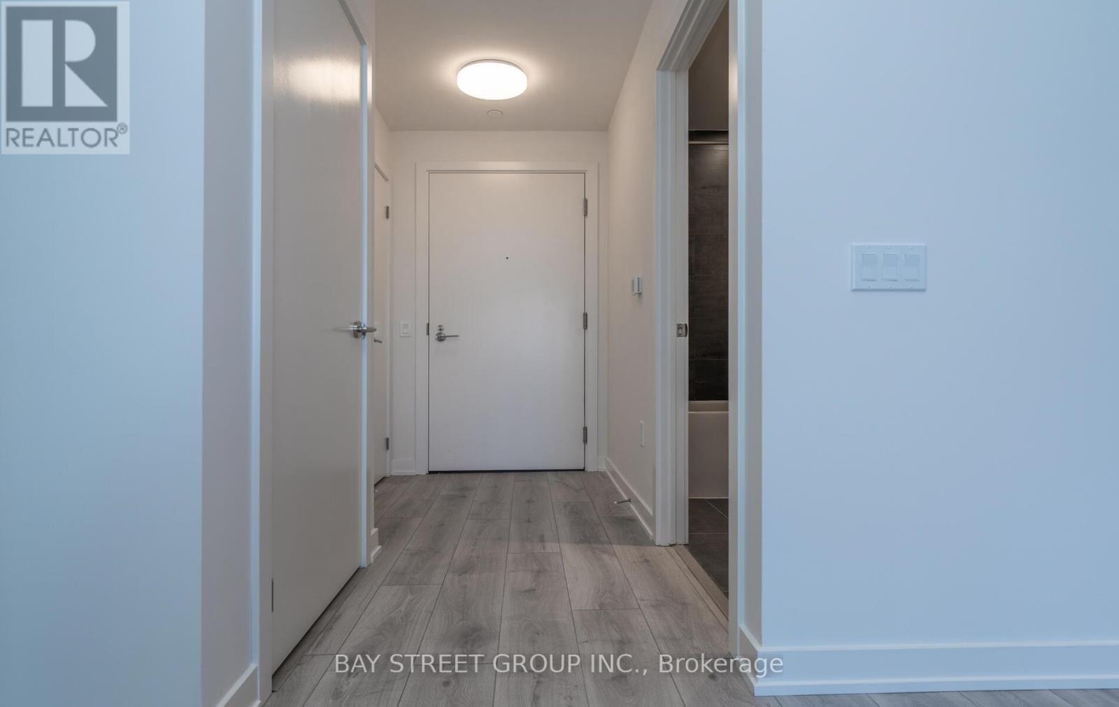 1811 - 110 Broadway Avenue, Toronto, ON - Indoor Photo Showing Other Room