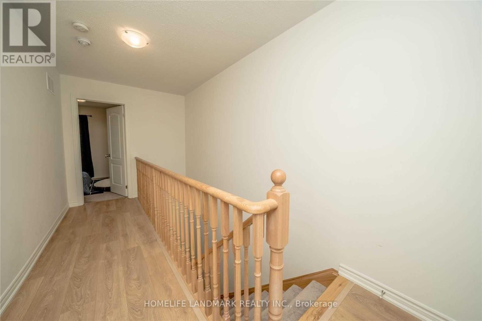 411 - 2218 Chevron Prince Path, Oshawa, ON - Indoor Photo Showing Other Room