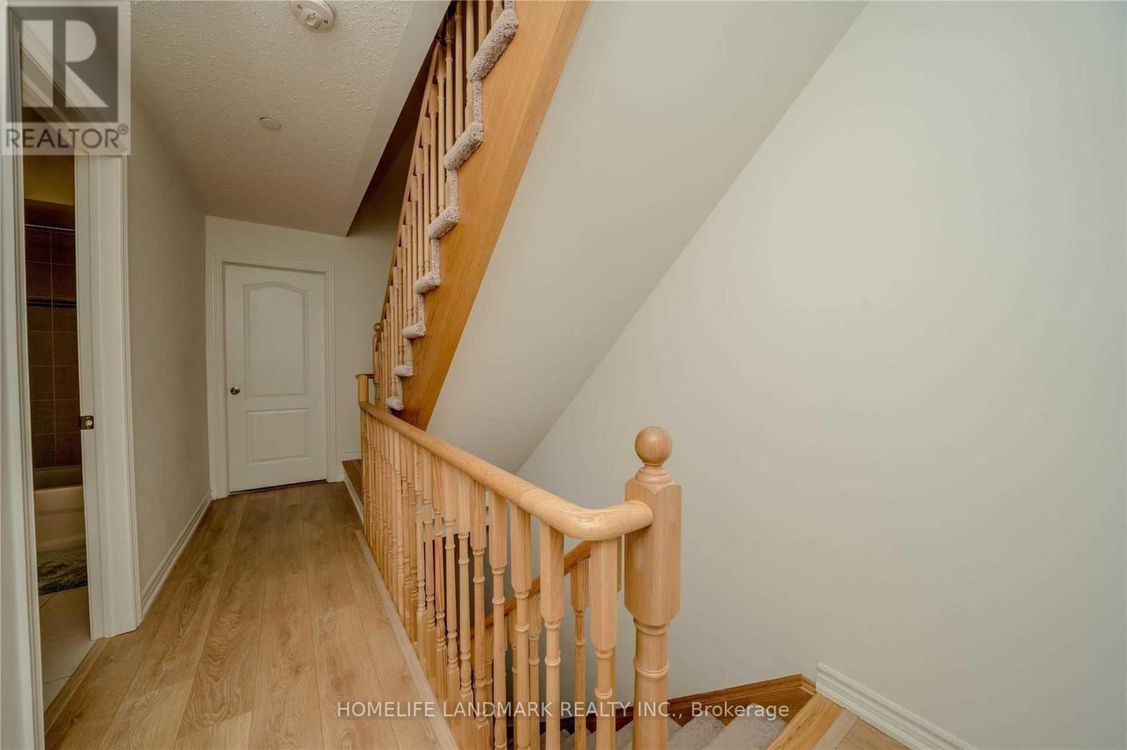 411 - 2218 Chevron Prince Path, Oshawa, ON - Indoor Photo Showing Other Room