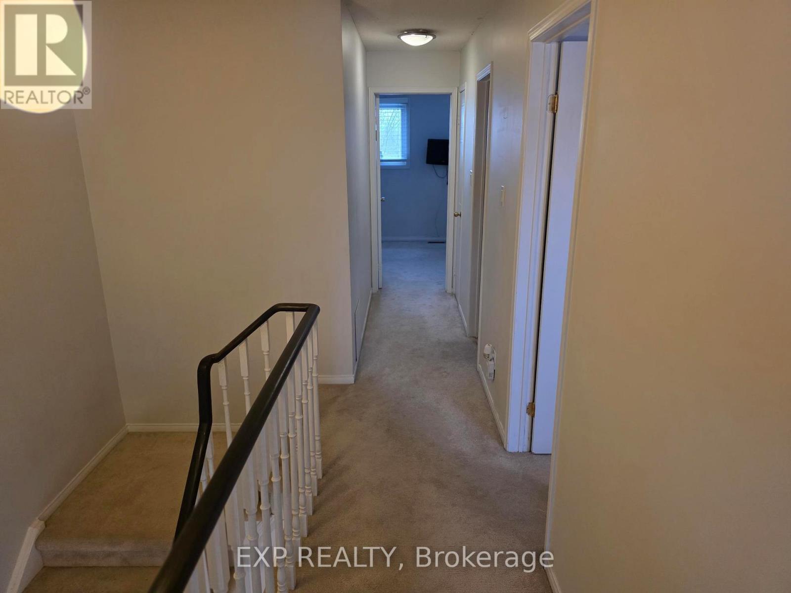 1296 Valerie Crescent W, Oakville, ON - Indoor Photo Showing Other Room