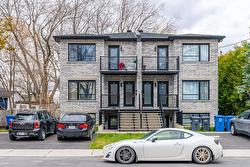 3887 Rue MacKay Longueuil (Saint-Hubert), QC J4T 2P8