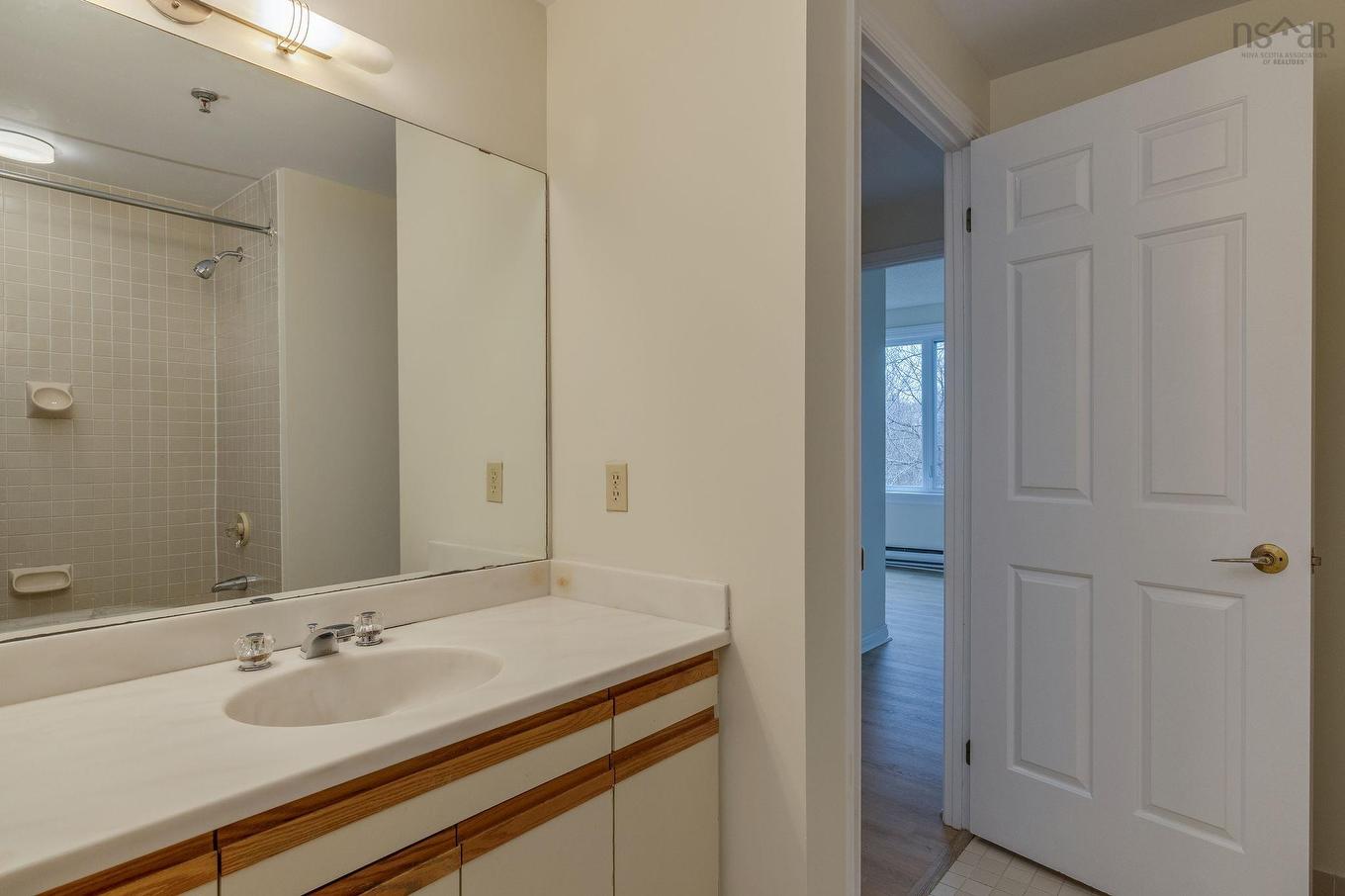 110 1350 Oxford Street, Halifax, NS