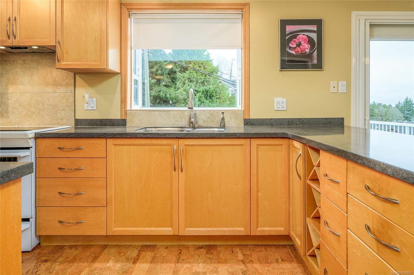 350 Garrett Rd, Qualicum Beach, BC