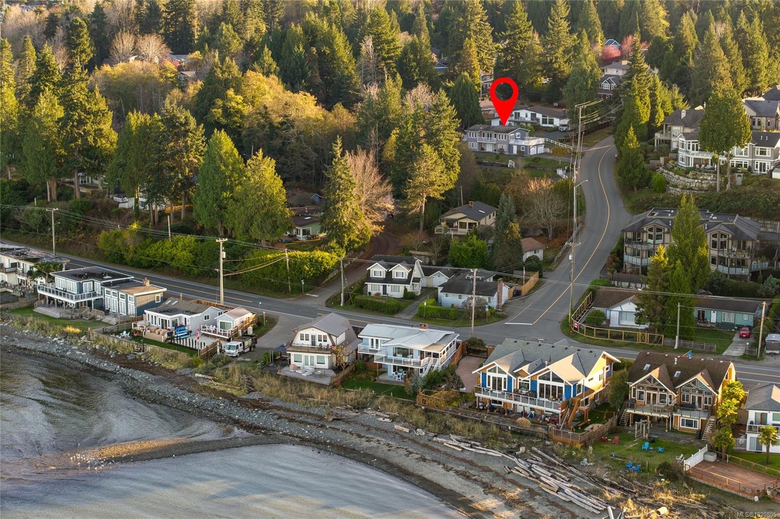 350 Garrett Rd, Qualicum Beach, BC