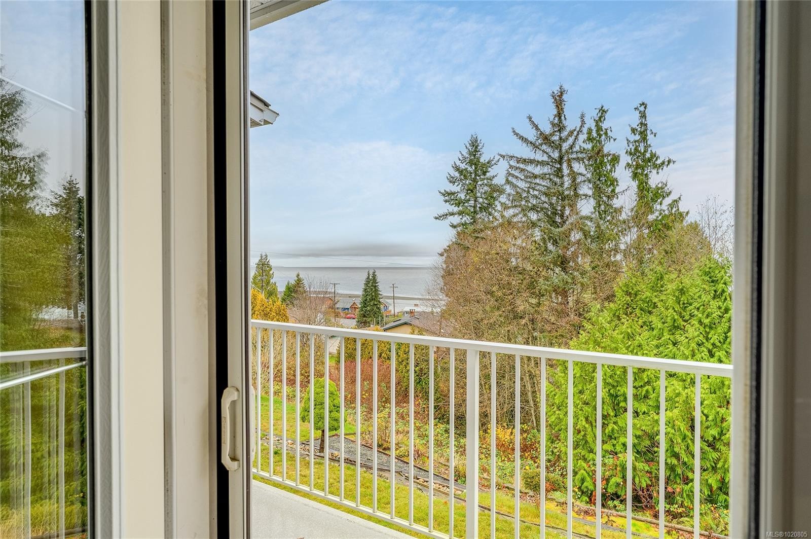 350 Garrett Rd, Qualicum Beach, BC