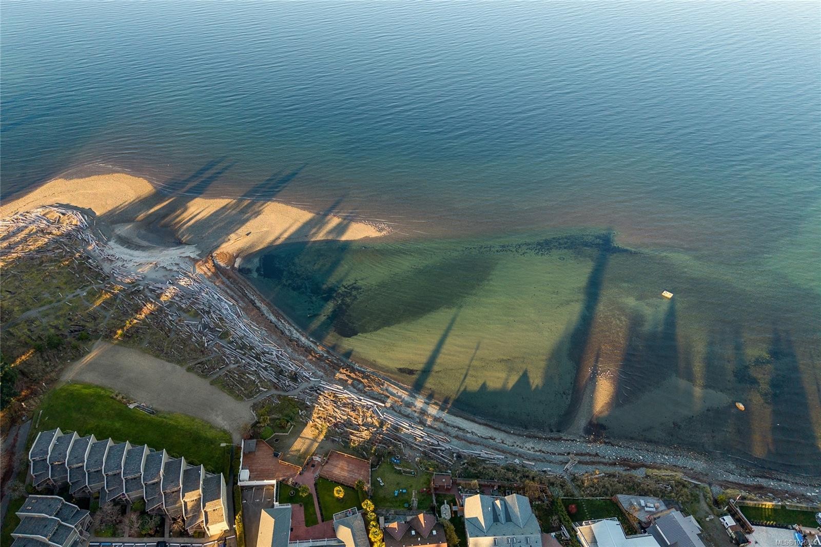 350 Garrett Rd, Qualicum Beach, BC