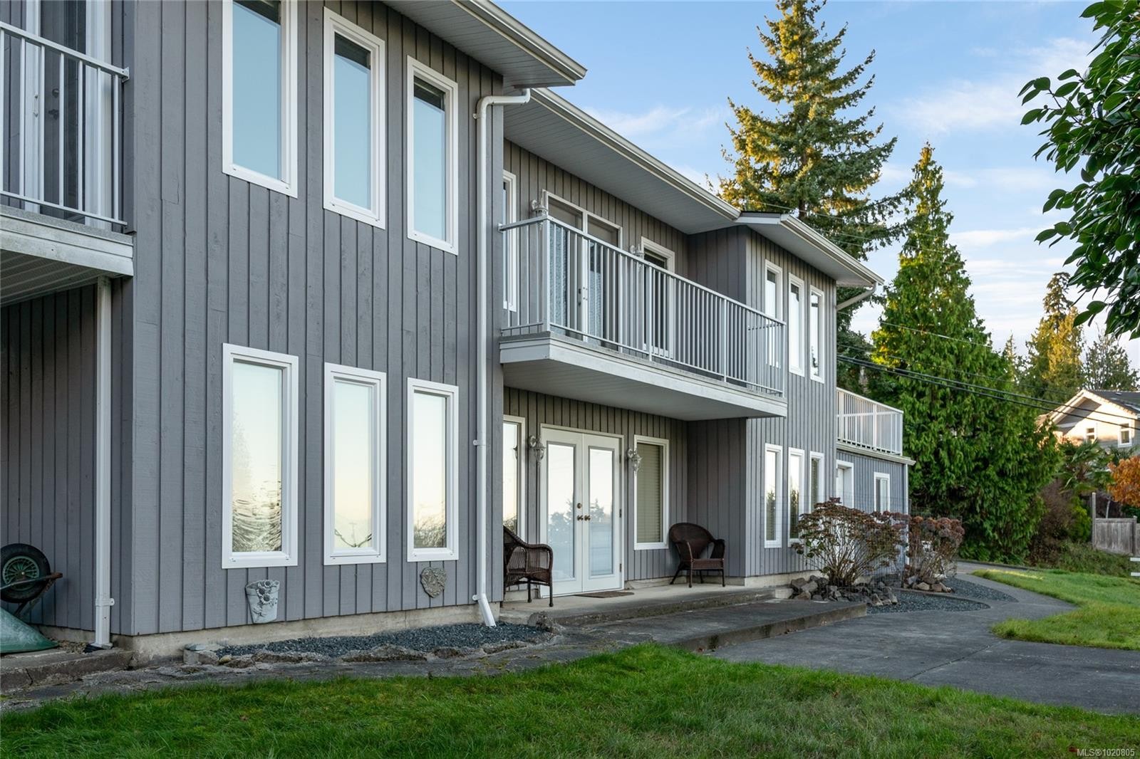 350 Garrett Rd, Qualicum Beach, BC