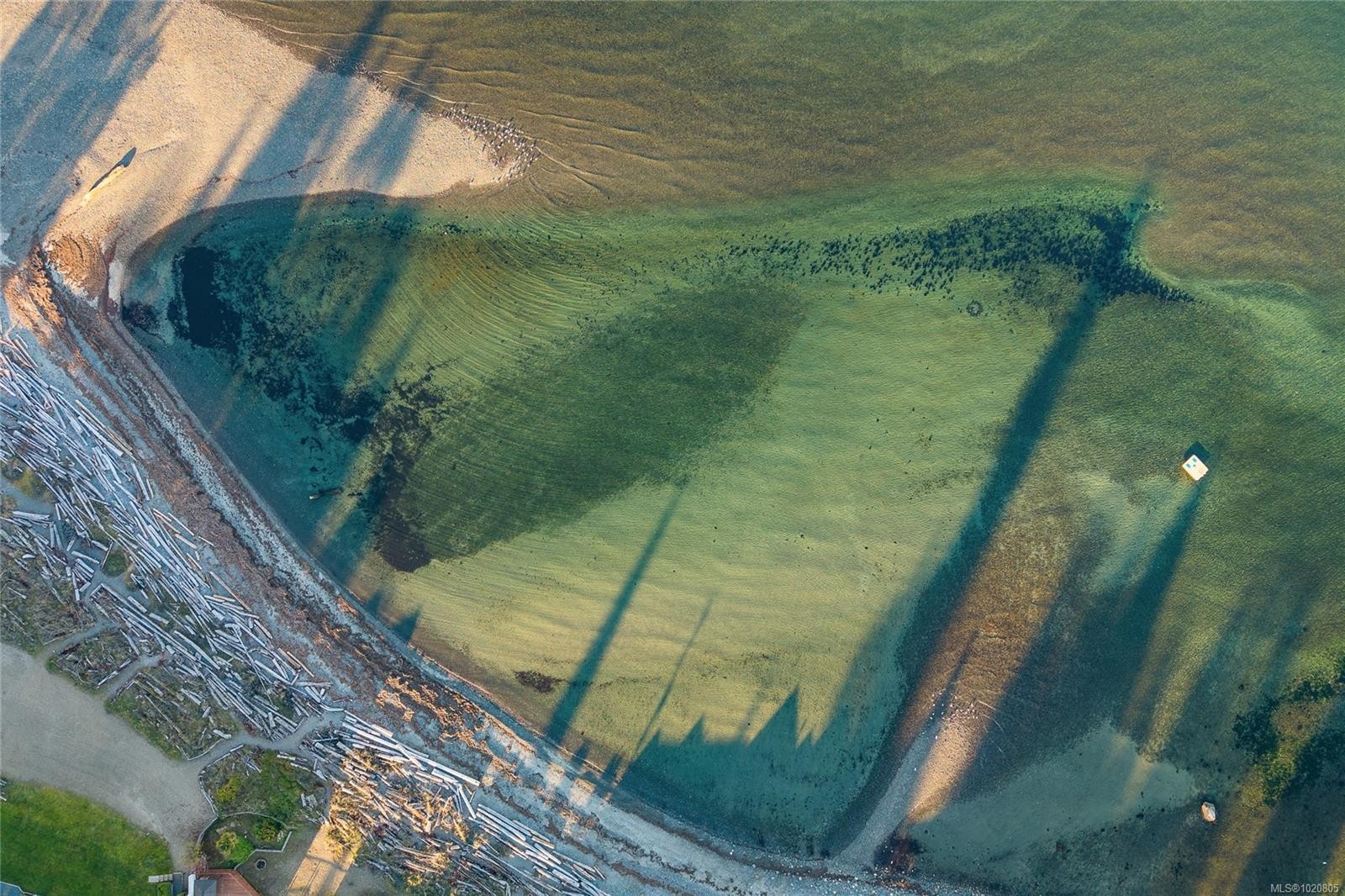 350 Garrett Rd, Qualicum Beach, BC