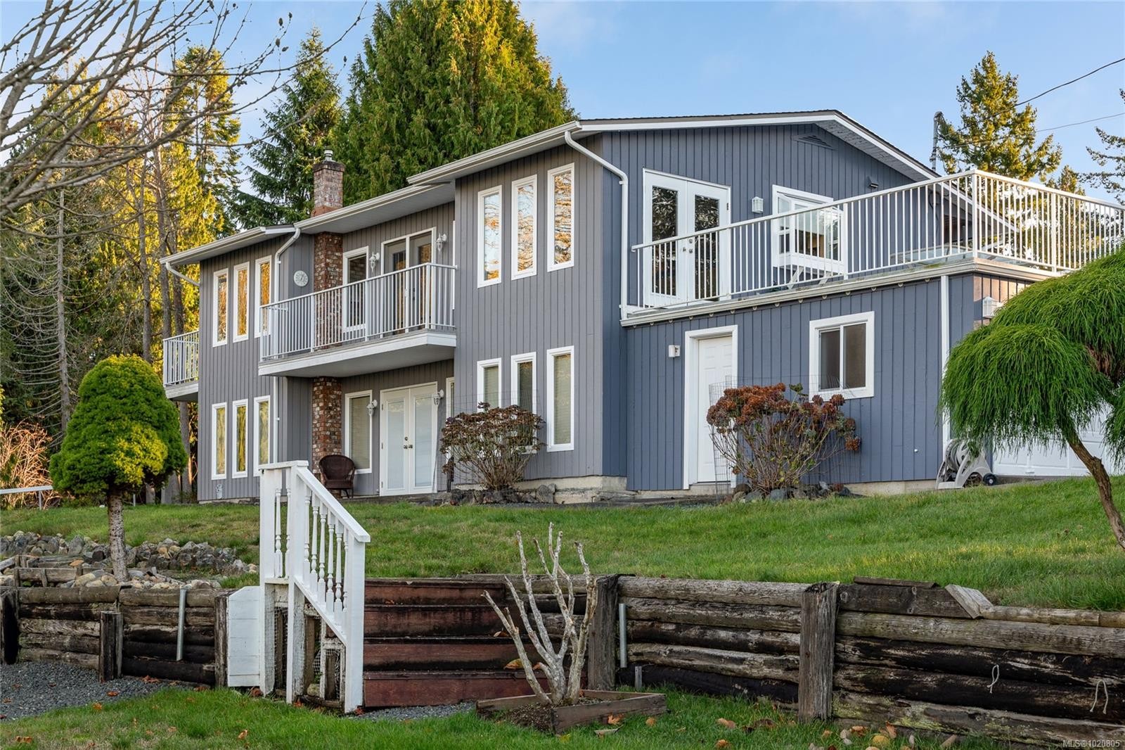 350 Garrett Rd, Qualicum Beach, BC