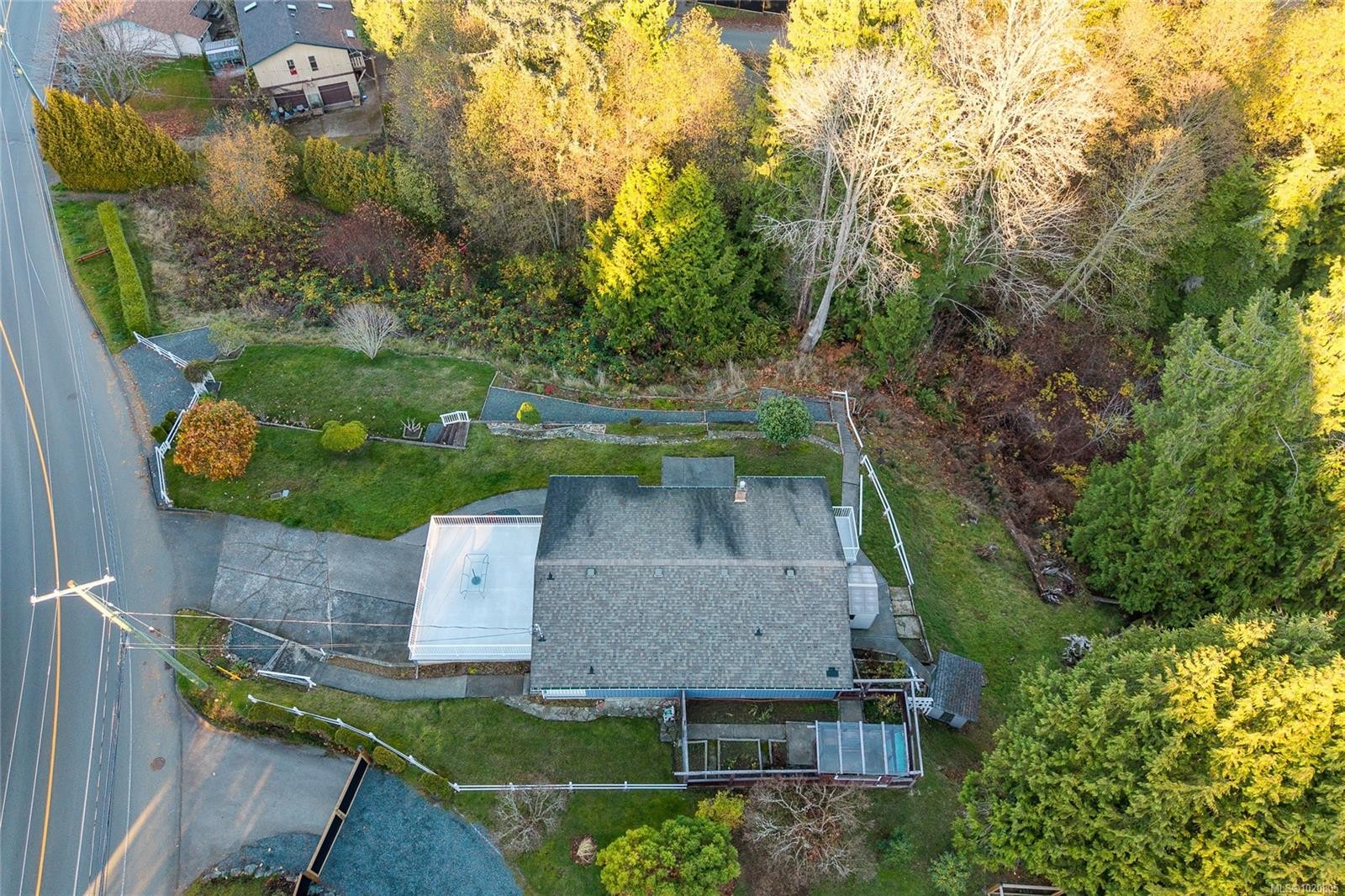 350 Garrett Rd, Qualicum Beach, BC