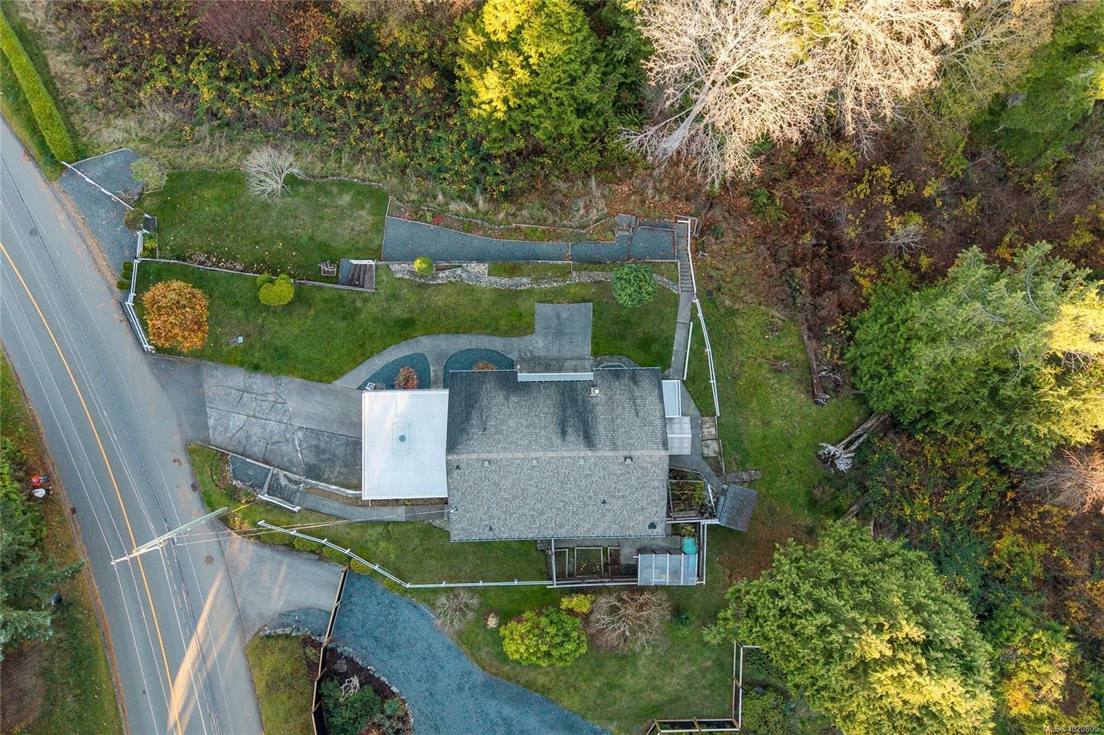 350 Garrett Rd, Qualicum Beach, BC