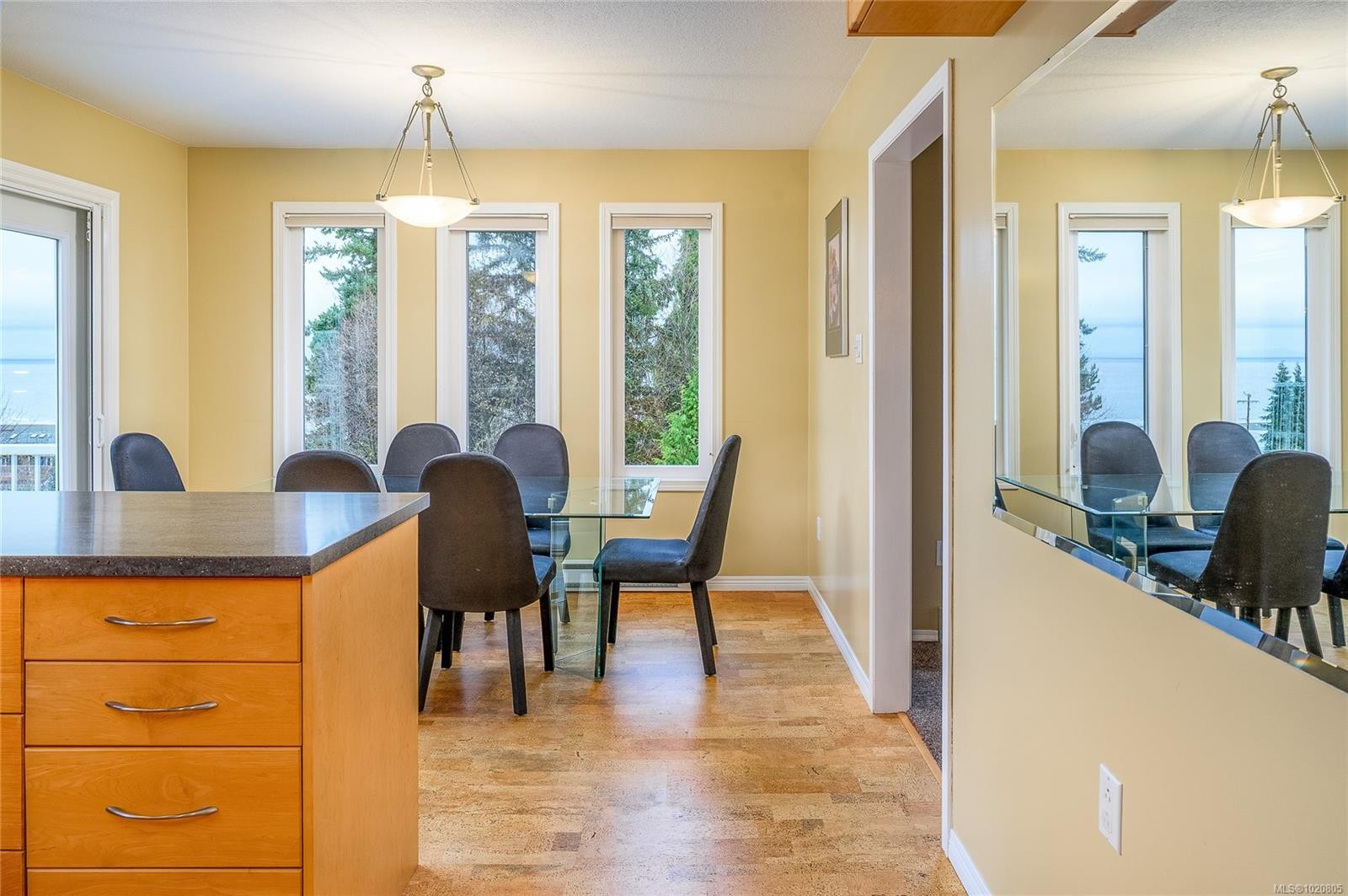 350 Garrett Rd, Qualicum Beach, BC