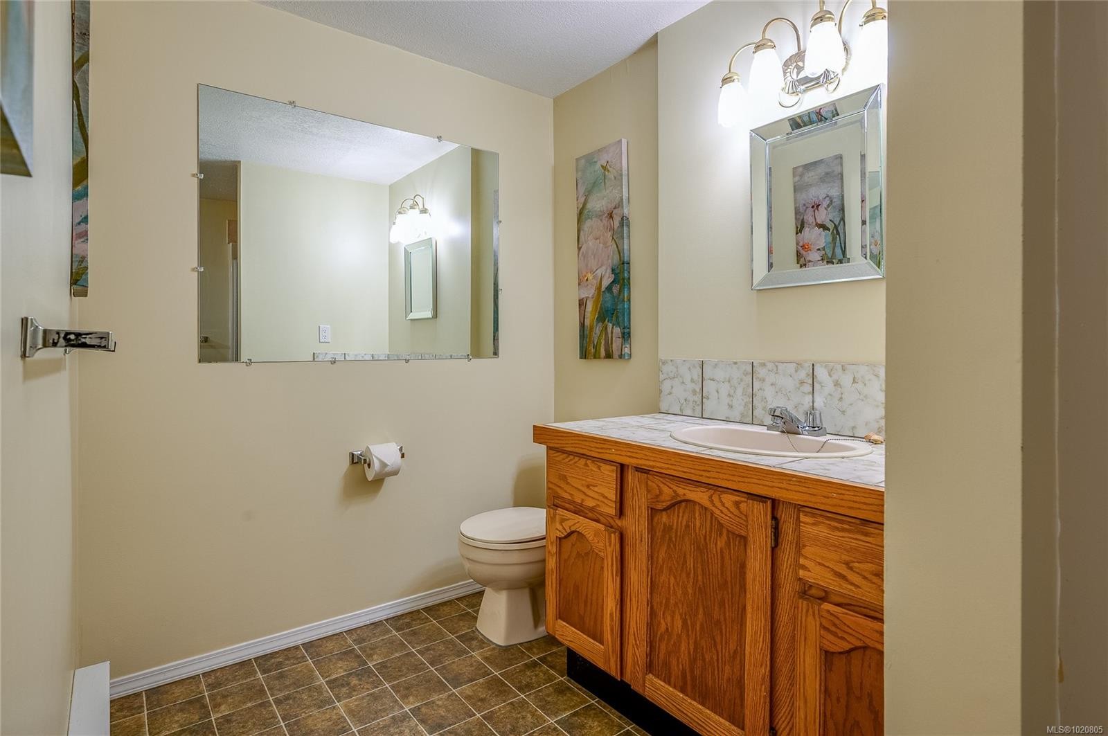 350 Garrett Rd, Qualicum Beach, BC