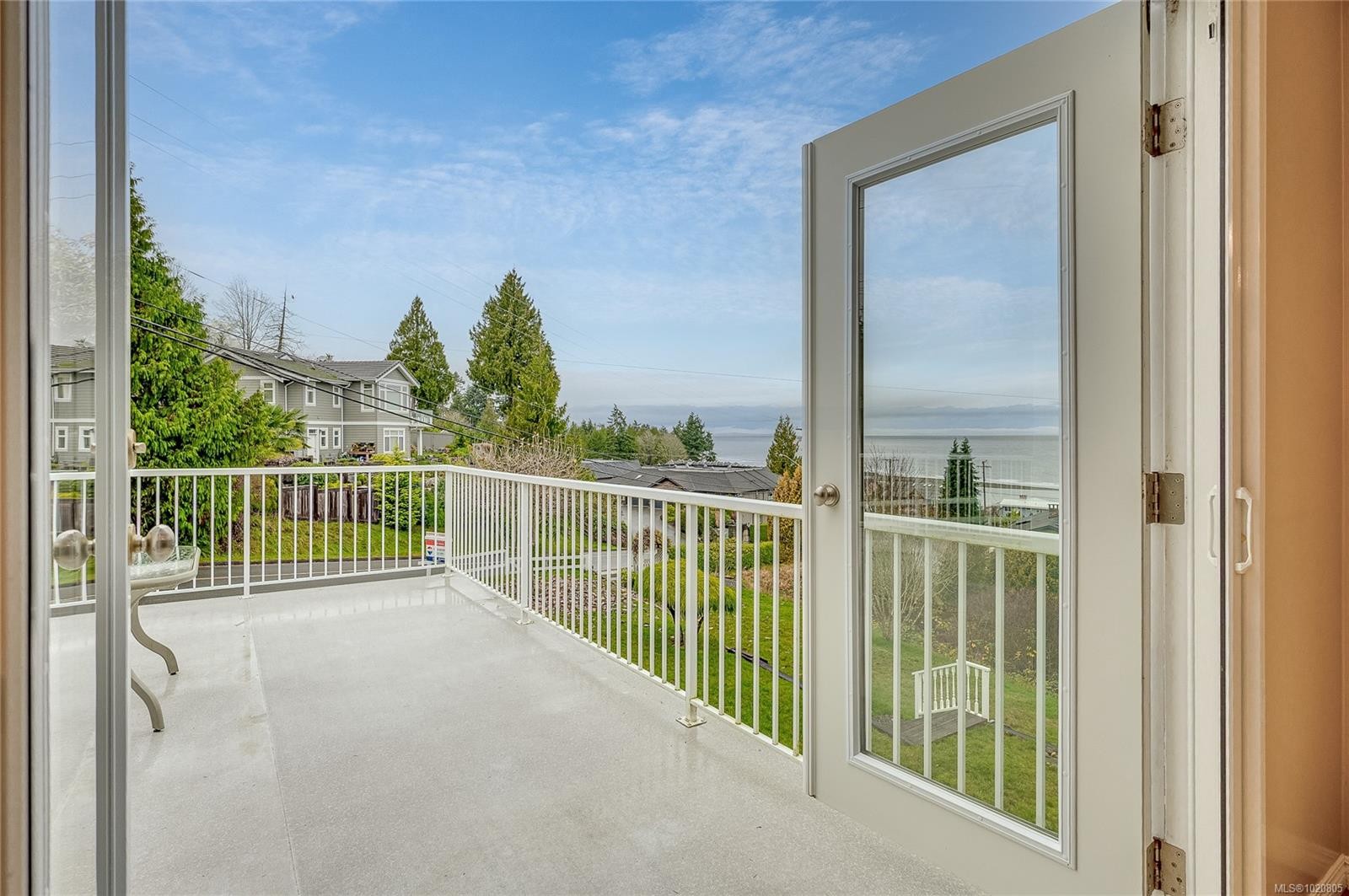 350 Garrett Rd, Qualicum Beach, BC