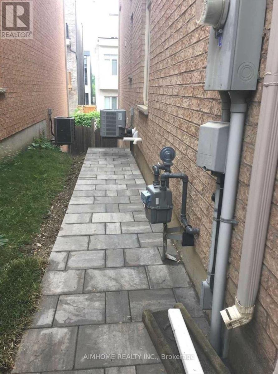 Lower - 71 Dewpoint Road, Vaughan, ON -