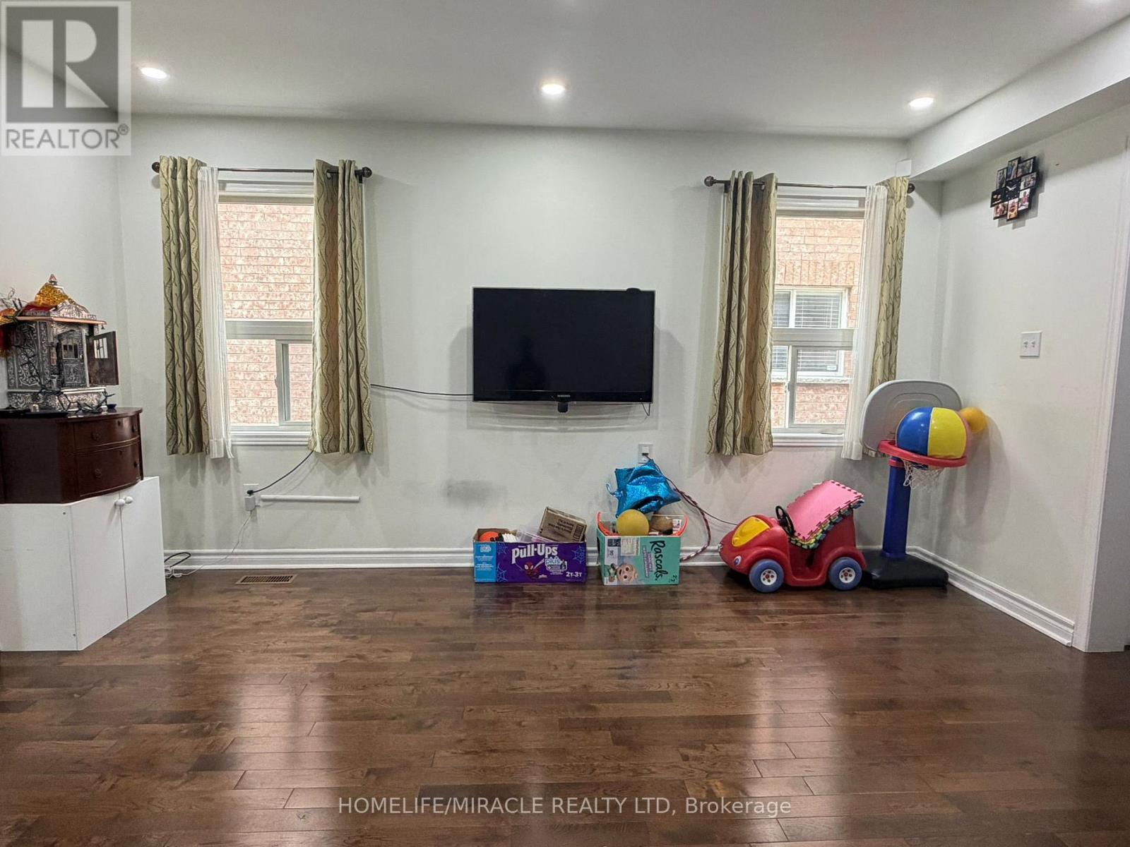 3252 Equestrian Crescent, Mississauga, ON - Indoor Photo Showing Other Room