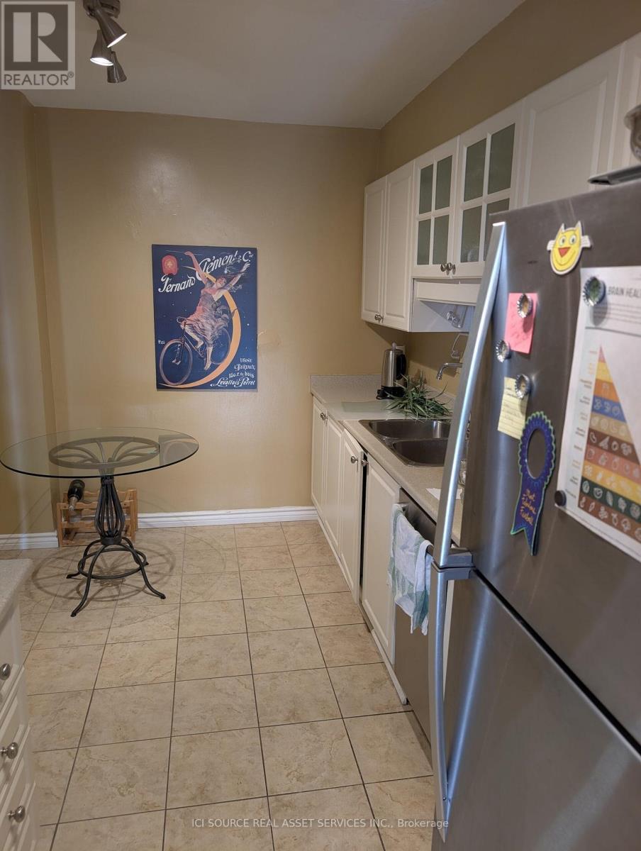 2305 - 85 Emmett Avenue, Toronto, ON - Indoor Photo Showing Kitchen With Double Sink