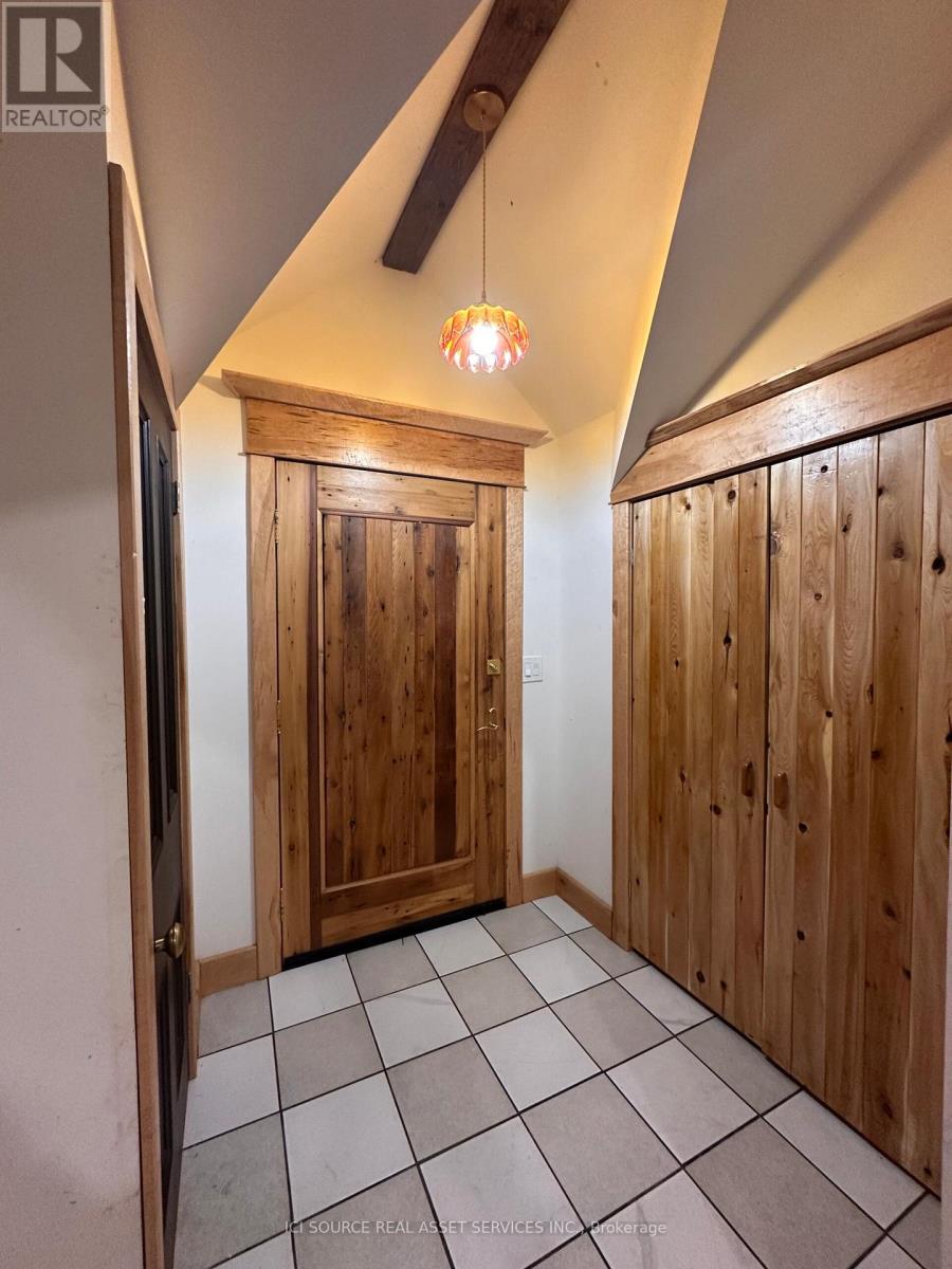 131 Orr Street, Chatsworth, ON - Indoor Photo Showing Other Room