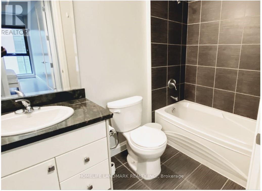 709 - 112 King Street E, Hamilton, ON - Indoor Photo Showing Bathroom