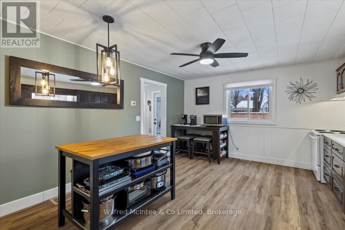 38 Allister Place, South Bruce Peninsula, ON - Indoor