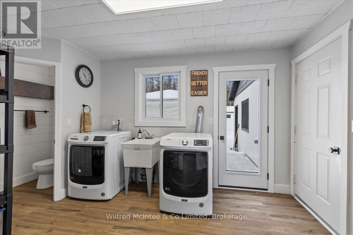 38 Allister Place, South Bruce Peninsula, ON - Indoor Photo Showing Laundry Room