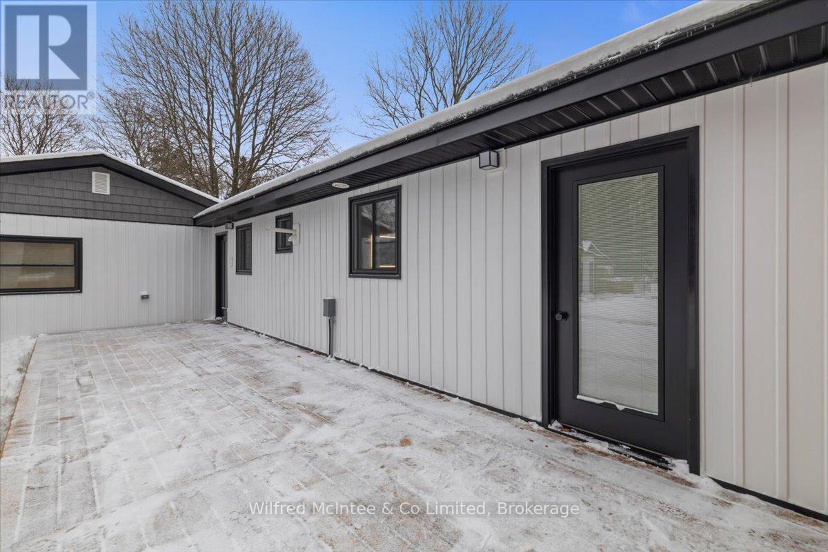38 Allister Place, South Bruce Peninsula, ON - Outdoor With Exterior