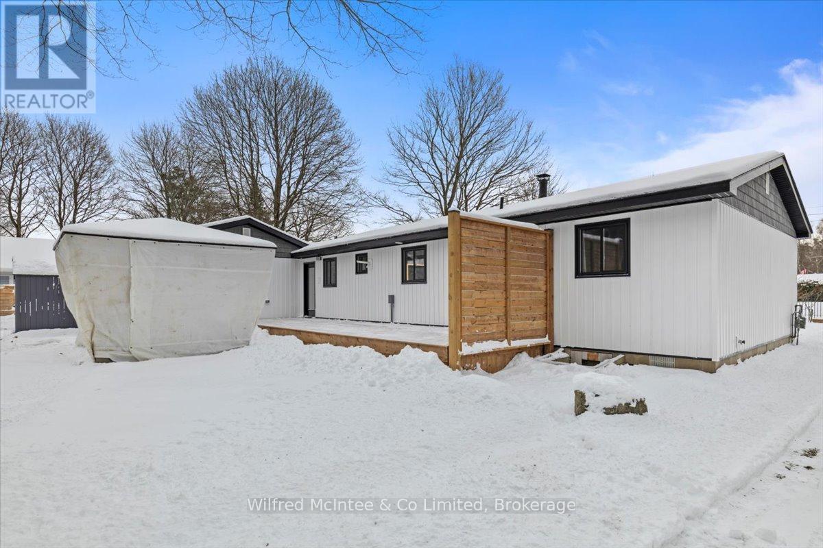 38 Allister Place, South Bruce Peninsula, ON - Outdoor