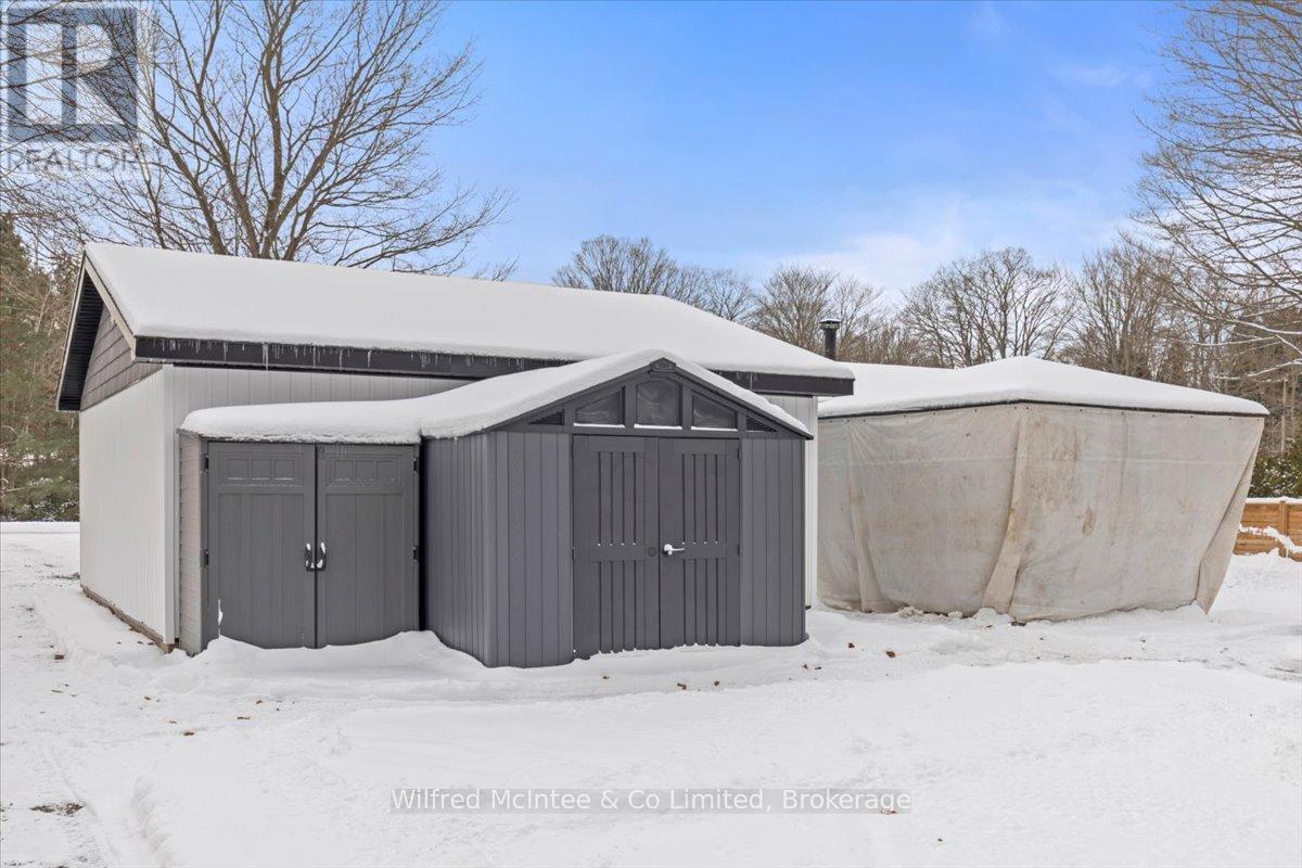 38 Allister Place, South Bruce Peninsula, ON - Outdoor