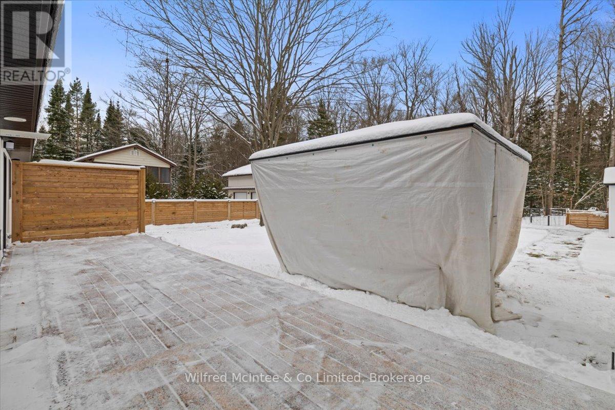 38 Allister Place, South Bruce Peninsula, ON - Outdoor