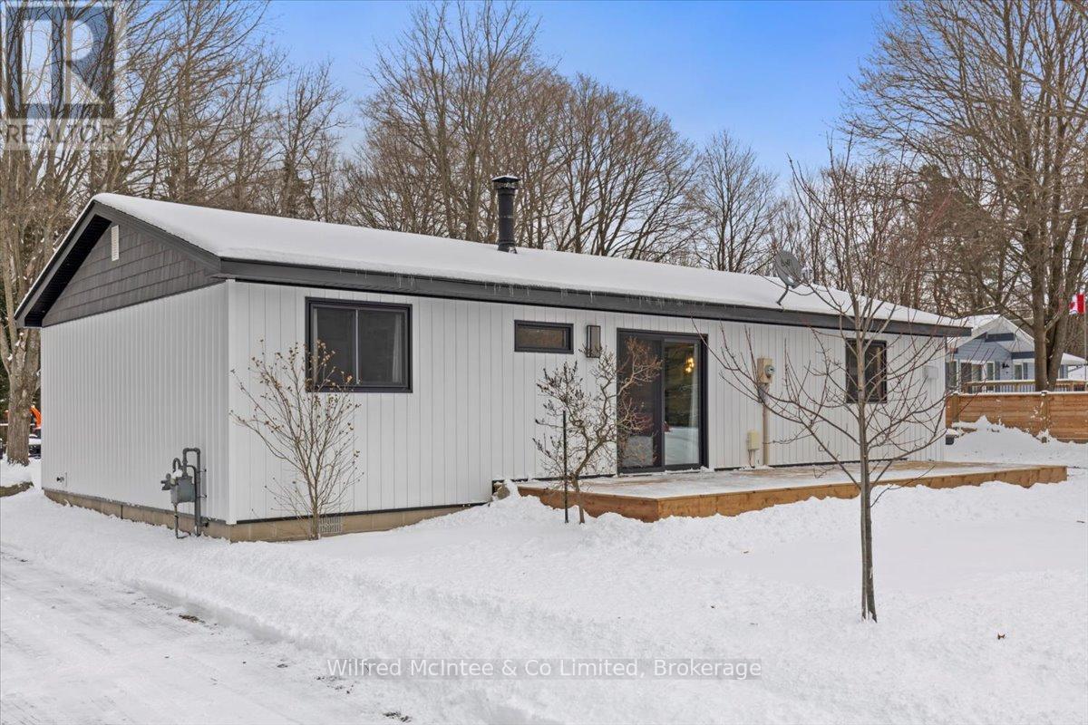 38 Allister Place, South Bruce Peninsula, ON - Outdoor