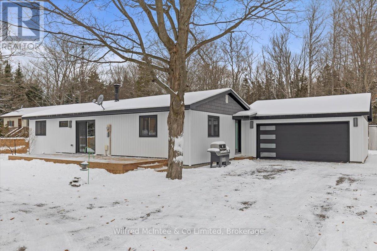 38 Allister Place, South Bruce Peninsula, ON - Outdoor